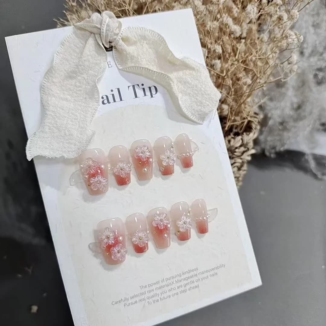 Blommiga Lösnaglar Kort Kistmodell Söt Blush-design 10 Delar