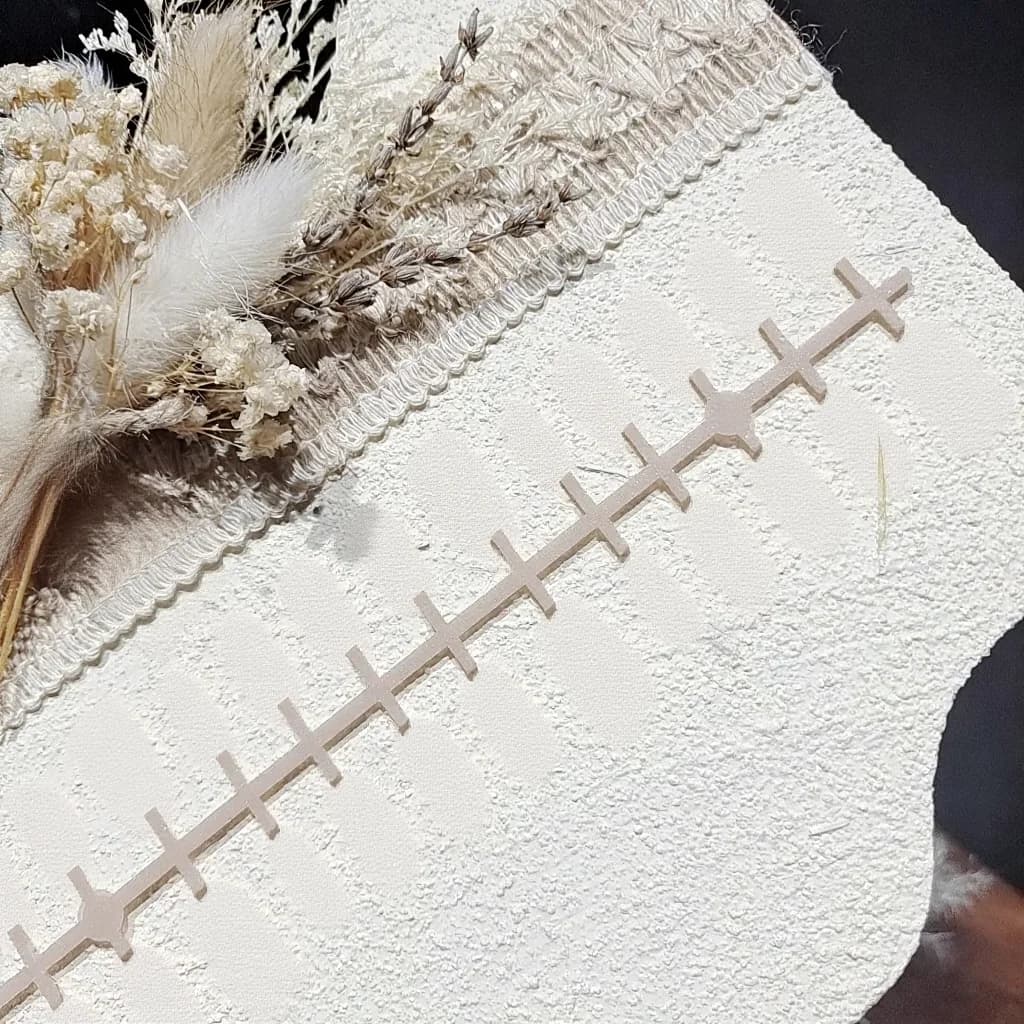 Press-on-naglar med körsbärsblom, katögon och strass