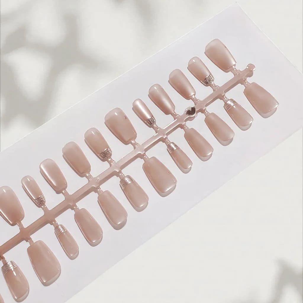 Rosa Blommiga Press-On Naglar med Fransk Topp och Cat Eye Chrome