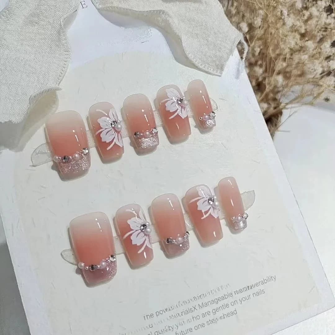 Cat Eye Lilja Tryck-på-naglar med Pärlor och Strass