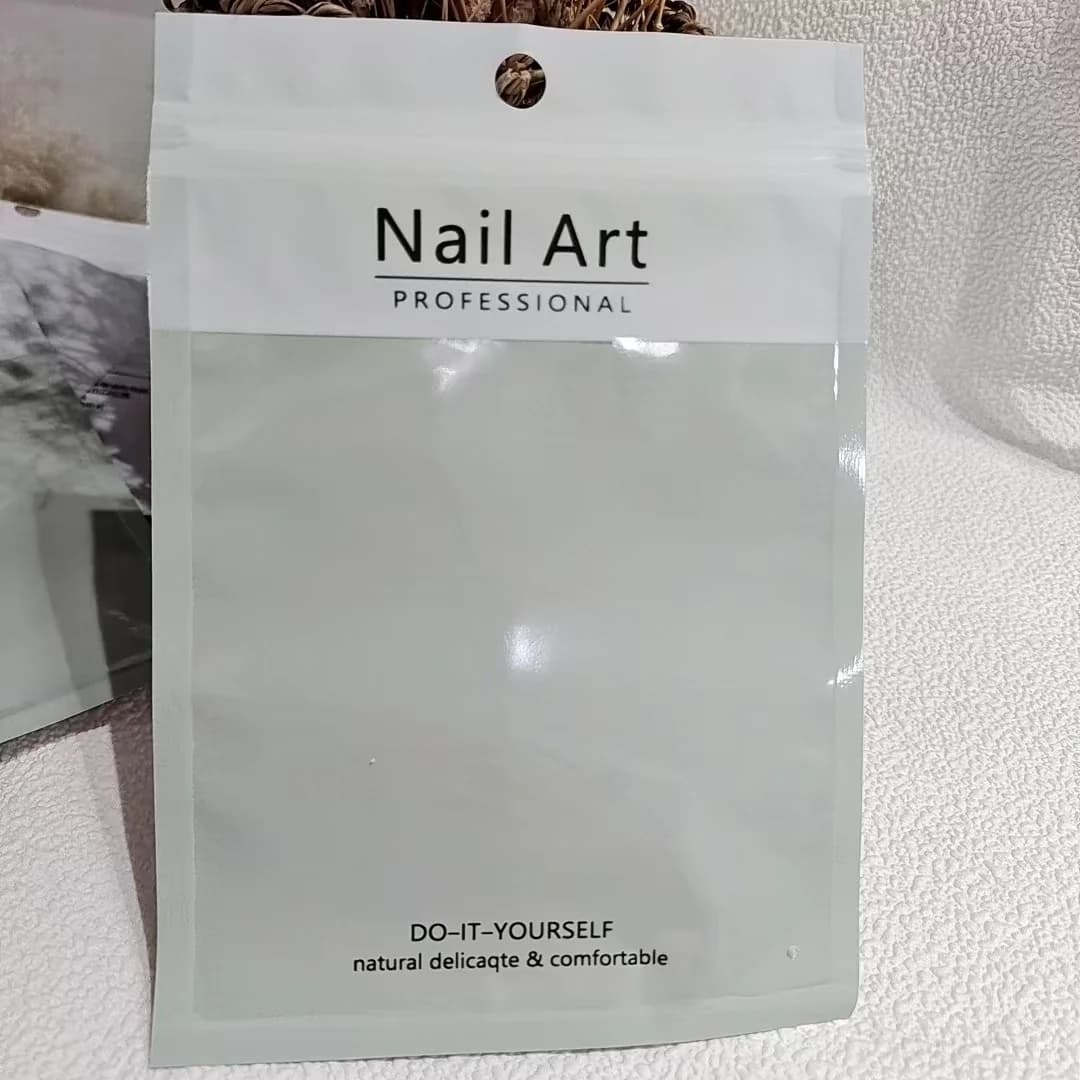 Sagegröna plastpåsar med dragkedja för nagelverktyg
